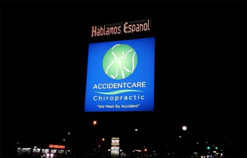 The Gresham Chiropractor clinic's outdoor sign that says Hablamos Espanol.