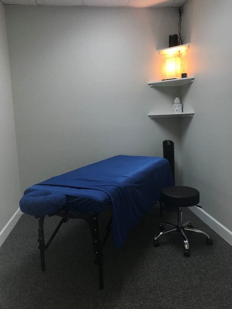Keizer Chiropractic massage therapy table.