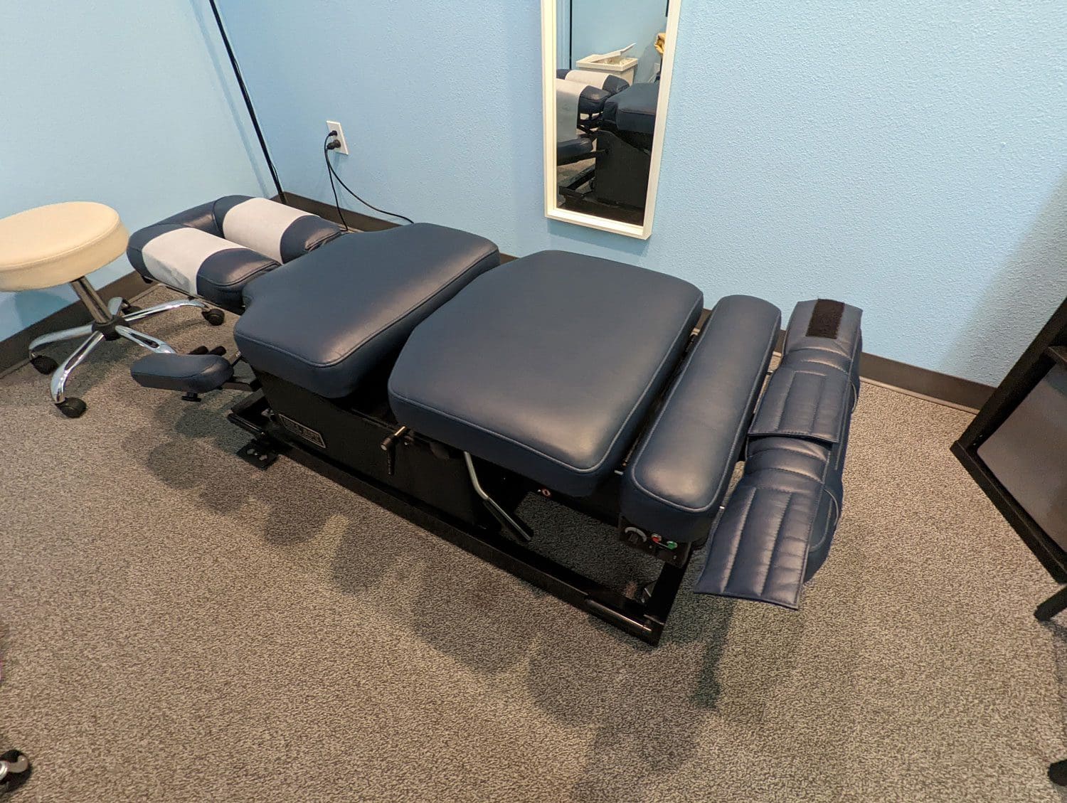 McMinnville chiropractor treatment room