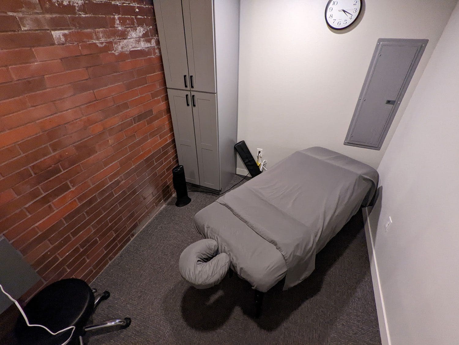 Clackamas massage therapy room with massage table.