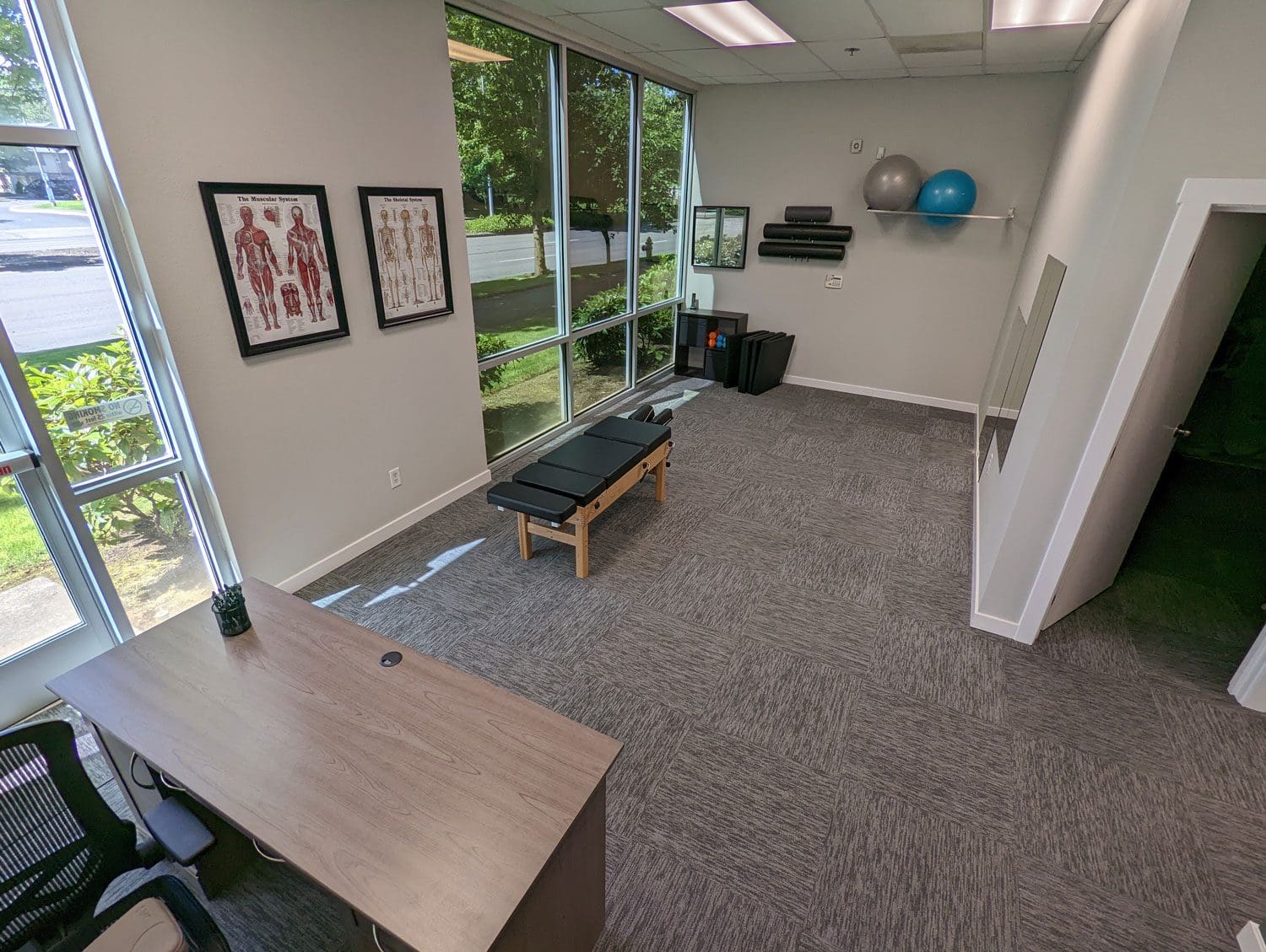 East Vancouver Chiropractic clinic physical therapy room.